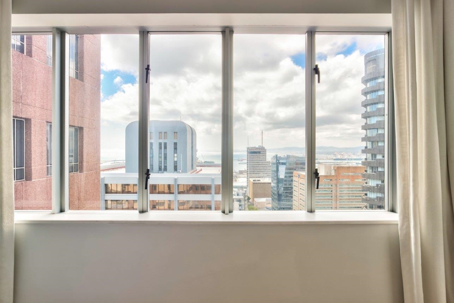 2 Bedroom Property for Sale in Cape Town City Centre Western Cape